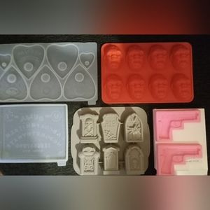 Molds for everyday